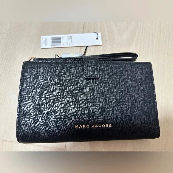 (NWT) Marc Jacobs Daily Brb Phone Wristlet black S107M06RE22 - Picture 1 of 7